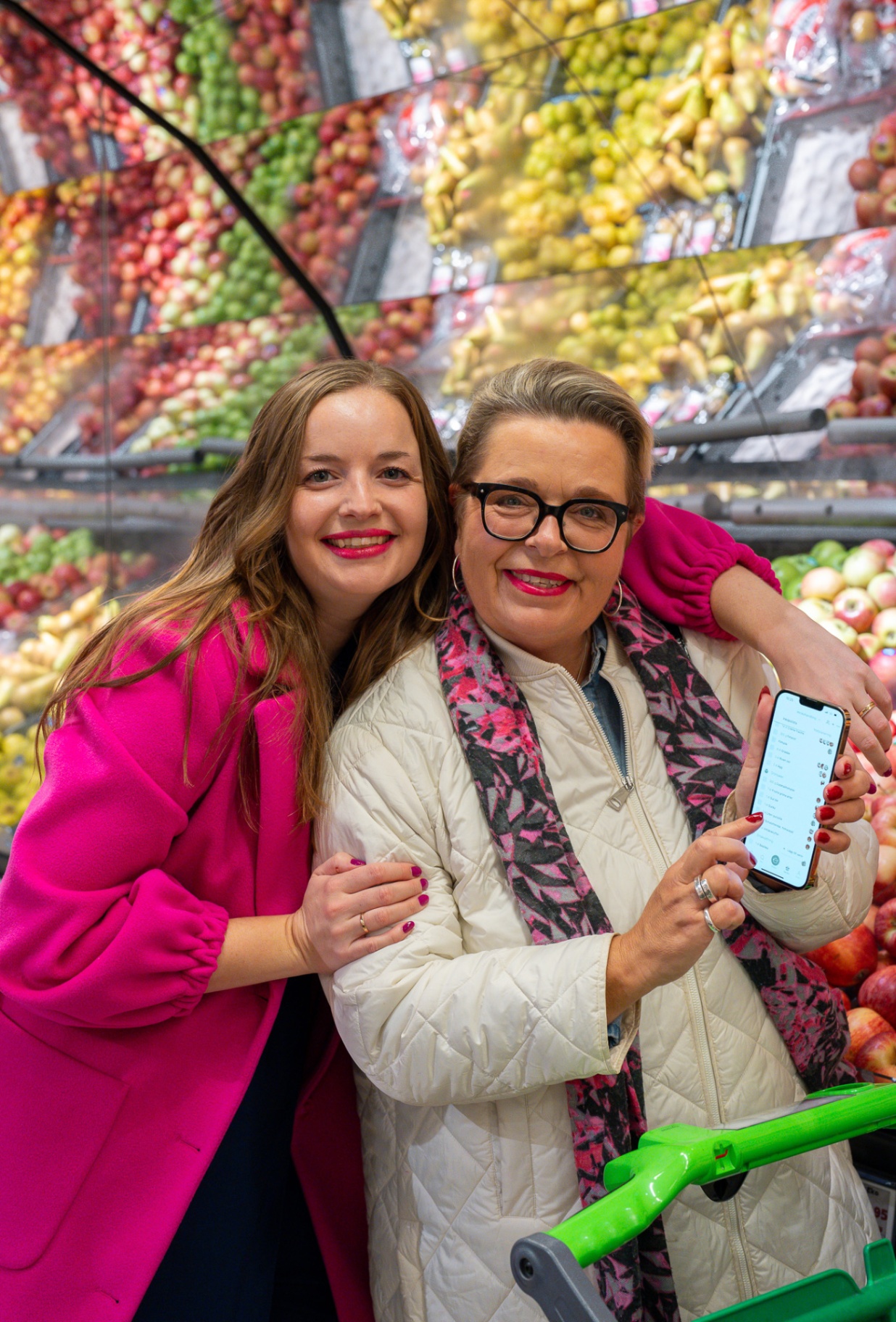 Stina and Millis, founders of RecipeMind